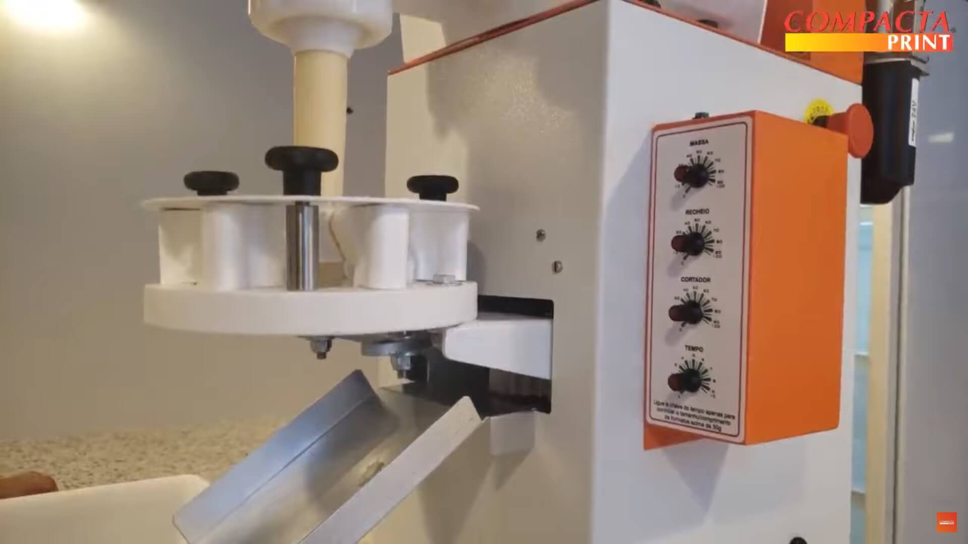 Máquina de Salgados Compacta Print