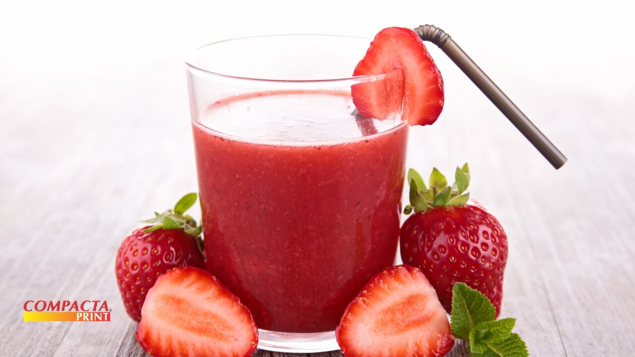 Suco de morango com hortelã ou um vinho tinto suave