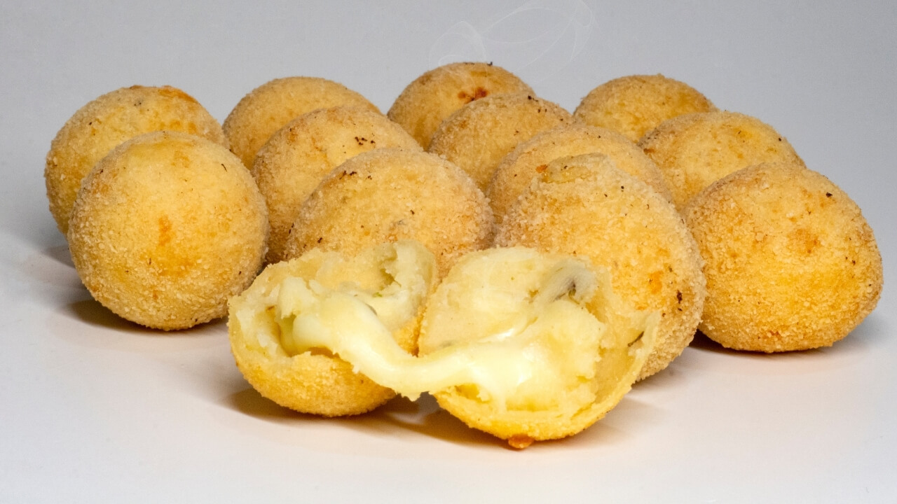 Bolinha de Queijo para Vender Receita na Modeladora