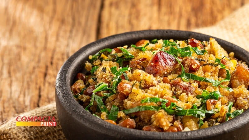 O Que é Feijão Tropeiro e a História Desta Receita Mineira