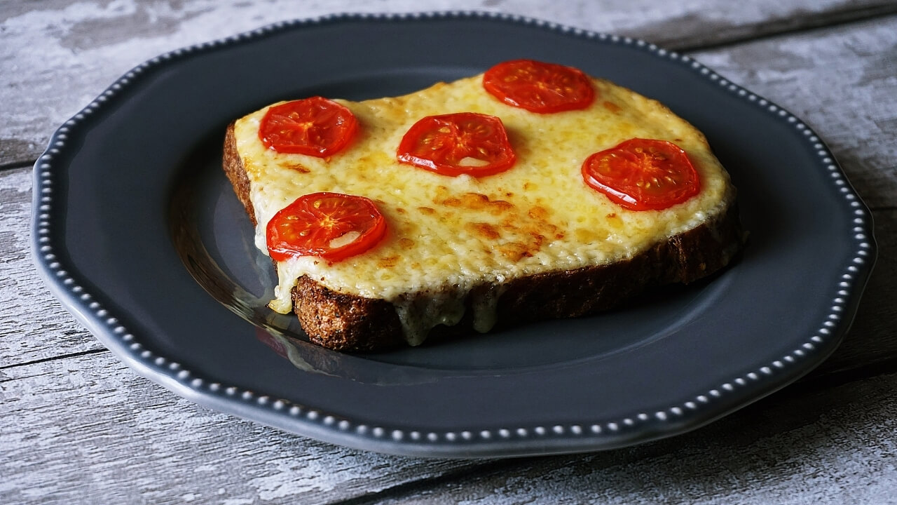 Pizza de Pão de Forma Uma Ideia Incrível e Fácil de Preparar